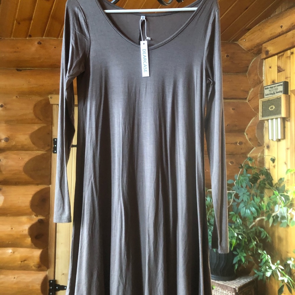 DEARCASE New w/Tags. Long Sleeve T-Shirt Dress